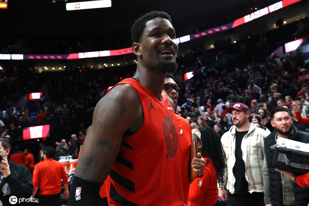 艾顿被买断意图太明确 扶植杨瀚森开拓者动真格了<strong></p>
<p>上海</strong>？