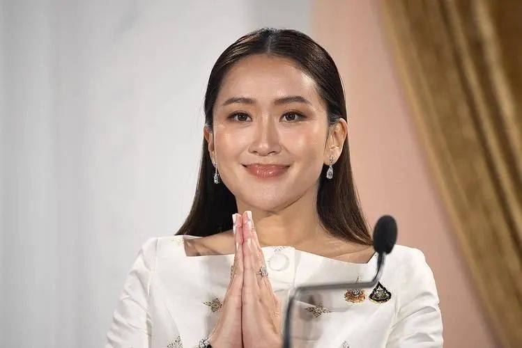 洪森直接摊牌了<strong></p>
<p>上海</strong>，泰国总理不换人，柬埔寨就不会与泰国握手言和