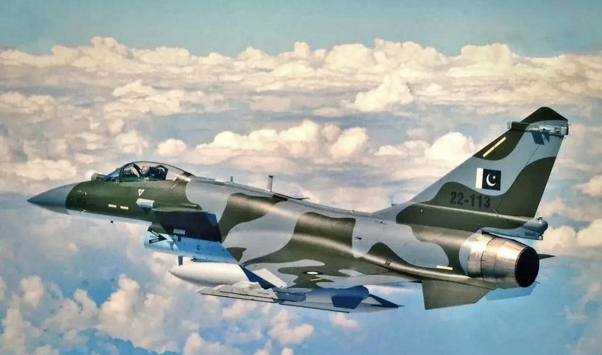 俄军大运刚刚离开<strong></p>
<p>imtoken官网钱包下载</strong>,伊朗军用机场突发爆炸,苏-35比歼-10先到货?