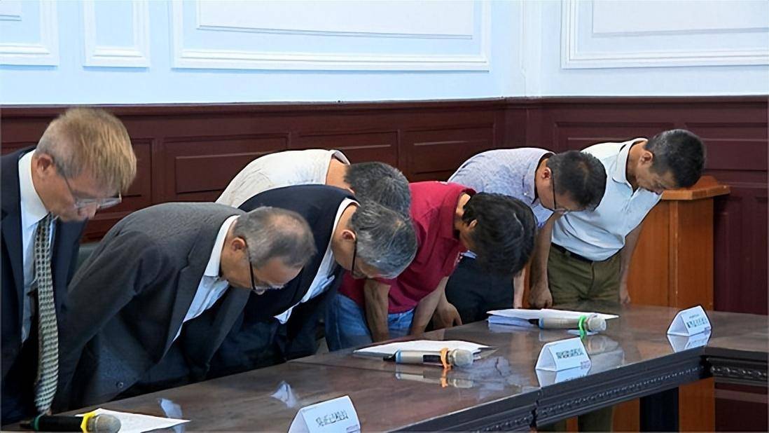 逼学生“抽血换学分”<strong></p>
<p>LTC</strong>,台师大鞠躬道歉