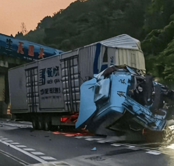 父子双双不幸遇难，70多岁双亲至今不知情，亲属：他开车十几年了