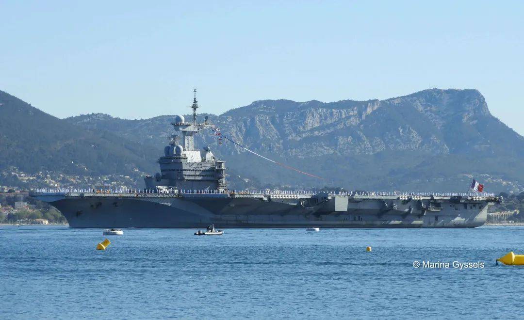 法国海军：戴高乐号航母在亚太遇到40艘中国军舰和山东舰