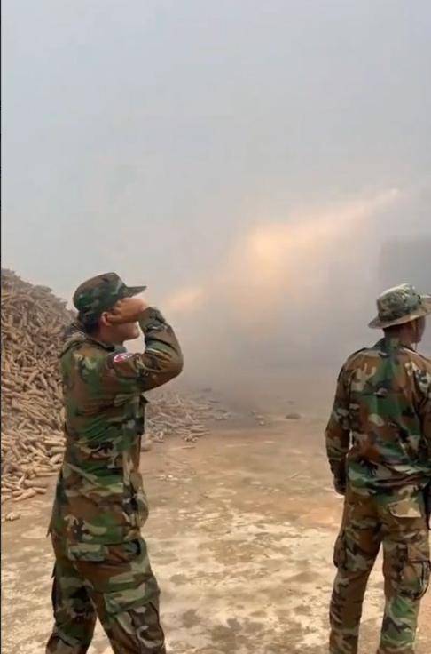 战事不利<strong></p>
<p>okb行情</strong>，洪森前往中国？泰国把柬埔寨摁地上摩擦，已经攻入邻国