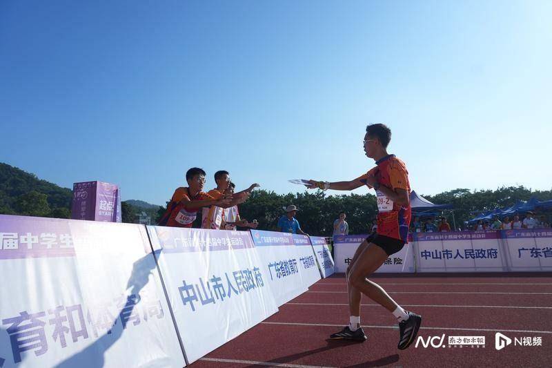 再破纪录<strong></p>
<p>okb分红</strong>！中山李依频摘得女子50米自由泳金牌