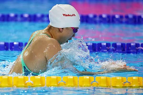 游泳世锦赛：唐钱婷夺得女子百米蛙泳第三名 铜牌同样宝贵