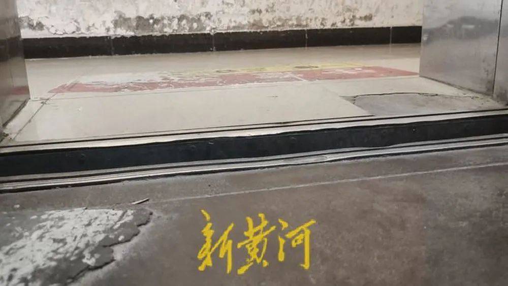 河北唐山一小区居民称电梯故障频发<strong></p>
<p>okb官网</strong>，质疑检测公司“走过场”，市监部门回应