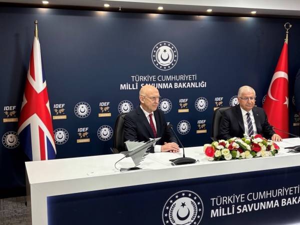 买不到F-35<strong></p>
<p>okb价格</strong>，不愿意买枭龙，不敢买歼-10，土耳其只能买台风了？