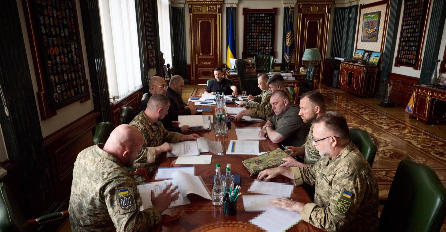 泽连斯基公开轰炸方案<strong></p>
<p>shib币价格今日行情</strong>，美俄敢走错一步，乌军就要导弹雨包大饺子