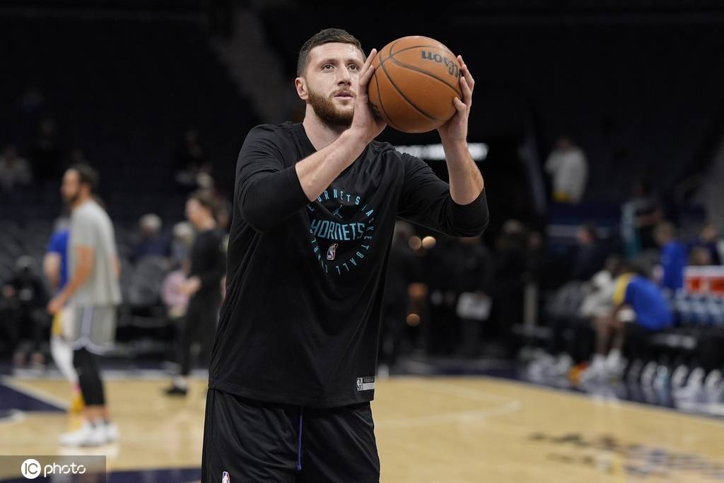 波黑主帅痛批努尔基奇:<strong></p>
<p>shib币最新价格</strong>他身材走样 几乎跑不动了