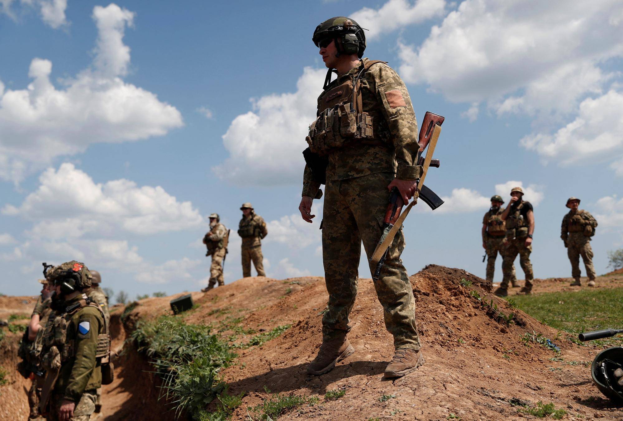 泽连斯基遭遇重击！乌克兰战争损失172万人<strong></p>
<p>shib币最新消息</strong>，基辅被揭老底，前线无人可用