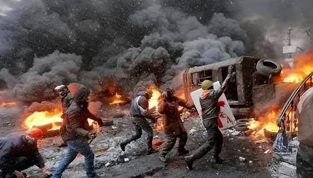 泽连斯基遭遇重击！乌克兰战争损失172万人<strong></p>
<p>shib币最新消息</strong>，基辅被揭老底，前线无人可用