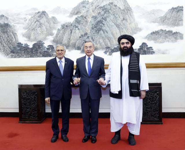 塔利班明确表态<strong></p>
<p>shib币最新消息</strong>，他们绝不听命于美国，中国出手，这2国都安心了