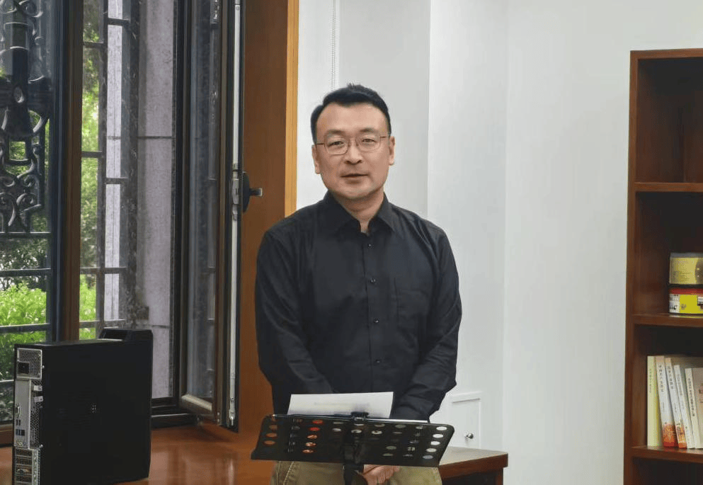 杨光已任陕西省委组织部副部长、省委编办主任，此前在财政部工作