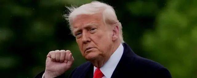 泽连斯基改了打法<strong></p>
<p>shib价格</strong>，“攻击”北约正式成员国，特朗普勃然大怒，俄军紧急出手，对外释放信息量大