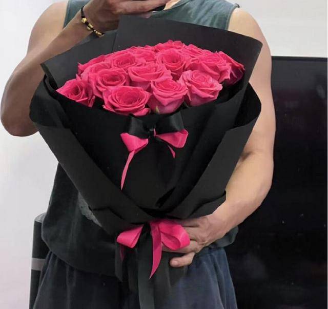 七夕不送玫瑰改送花菜！这一届年轻人“反套路”重新定义浪漫