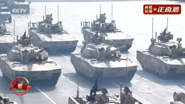 不装了<strong></p>
<p>tp钱包下载</strong>！一口气看完九三大阅兵武器装备！谁说我们一个也不认识？