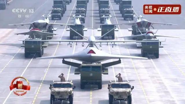 不装了<strong></p>
<p>tp钱包下载</strong>！一口气看完九三大阅兵武器装备！谁说我们一个也不认识？