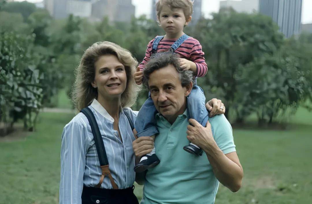 年近四十<strong></p>
<p>tp钱包下载</strong>，二孩妈妈，不骨感不时髦，却成了女魔头接班人