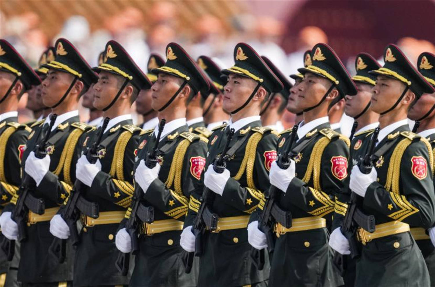 北京阅兵结束，特朗普通告全球，一连说了6个“不”，中方太强了