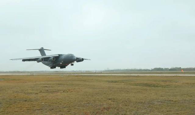 阅兵最帅女机长<strong></p>
<p>tp钱包官网下载</strong>,是她!