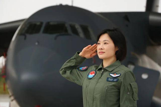 阅兵最帅女机长<strong></p>
<p>tp钱包官网下载</strong>,是她!