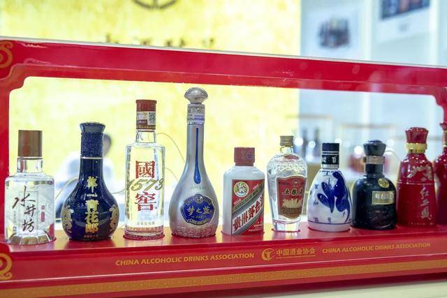 “小甜水”扎堆<strong></p>
<p>tp钱包安卓版</strong>,五粮液们盯上了年轻人