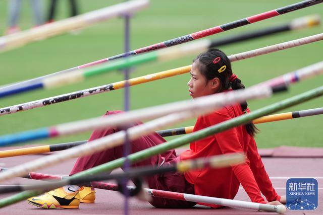 田径世锦赛 | 牛春格晋级女子撑杆跳高决赛