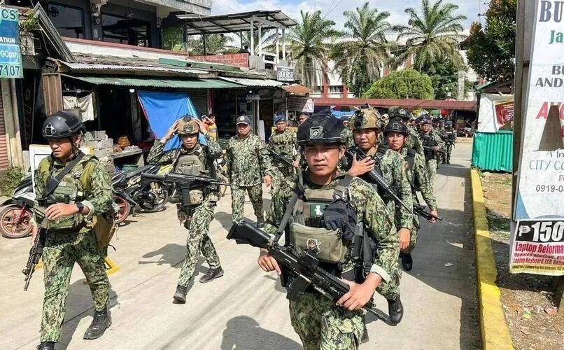 已经顾不上南海了！菲律宾国内局势大乱？马科斯担心重蹈其父覆辙<strong></p>
<p>tp钱包安卓版官方下载</strong>，菲全军进入“红色警戒”