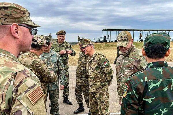 俄媒称无人机事件是做局<strong></p>
<p>tp钱包安卓版官方下载</strong>，波兰同意北约驻军，德法荷等国派战机和“爱国者”导弹