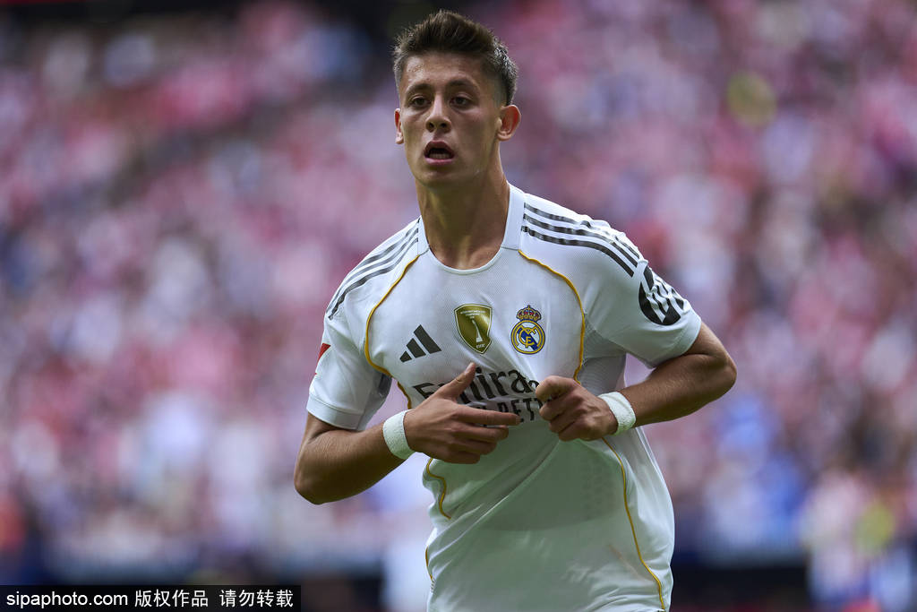 西甲-小蜘蛛双响姆巴佩破门难救主 马竞5-2送皇马赛季首败