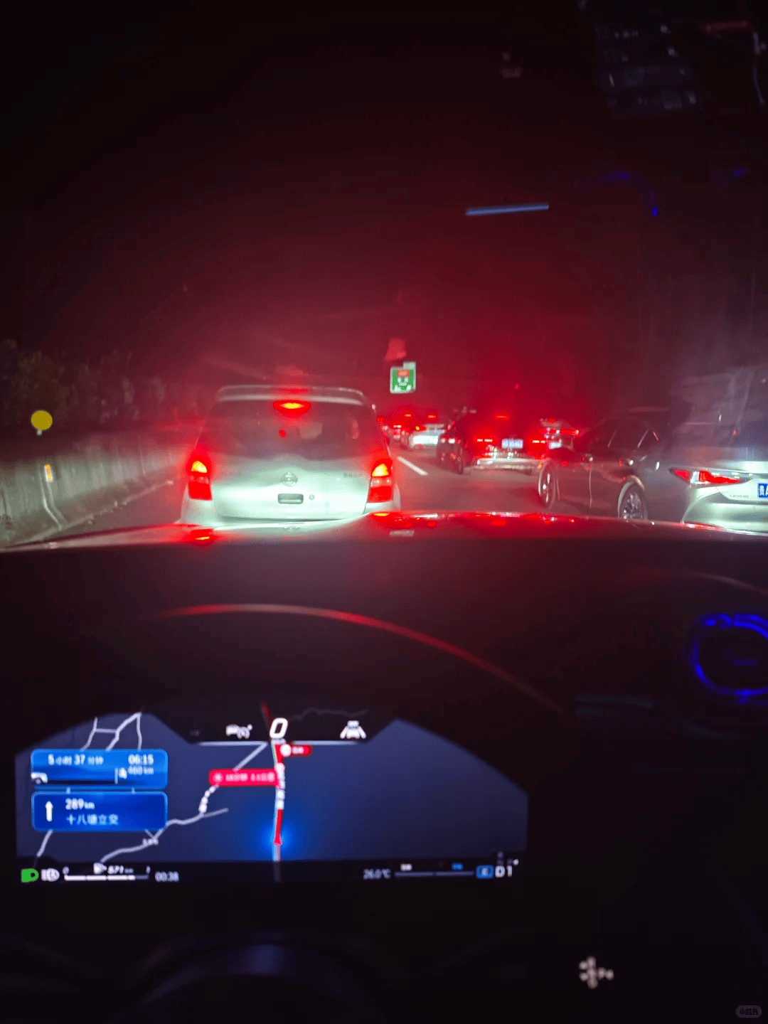 “不亚于春节回家”！凌晨5点<strong></p>
<p>usdt暴跌</strong>，深圳有人已经堵在路上……