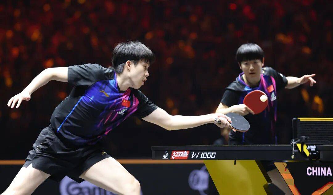 国乒提前锁定混双冠军，男、女双打各有3对进4强 | WTT中国大满贯双打