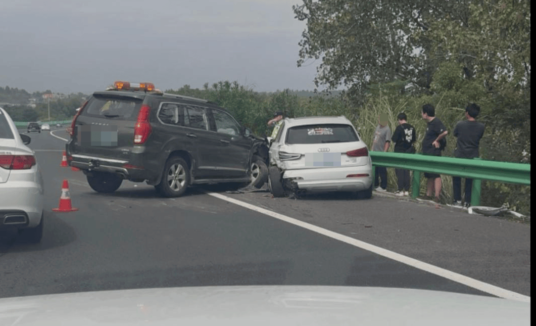 “司机像没意识了一样！”男子称SUV在高速上慢行、撞上石墩也不停<strong></p>
<p>usdt价格今日行情</strong>，交警：司机目前无生命危险