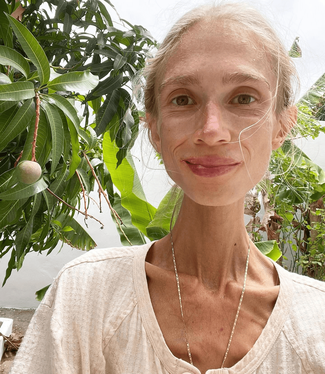 坚持只吃水果8年<strong></p>
<p>usdt钱包</strong>，27岁波兰女子巴厘岛酒店去世：体重仅22公斤，指甲变黄牙齿腐烂