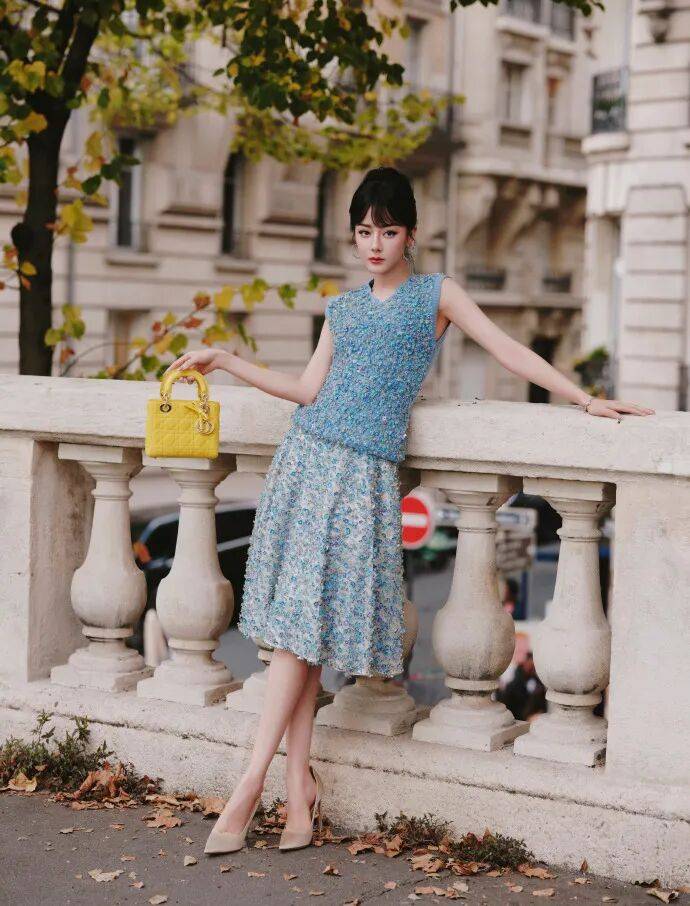 时装周上的女明星<strong></p>
<p>usdt钱包</strong>，秋冬氛围感一键封顶！