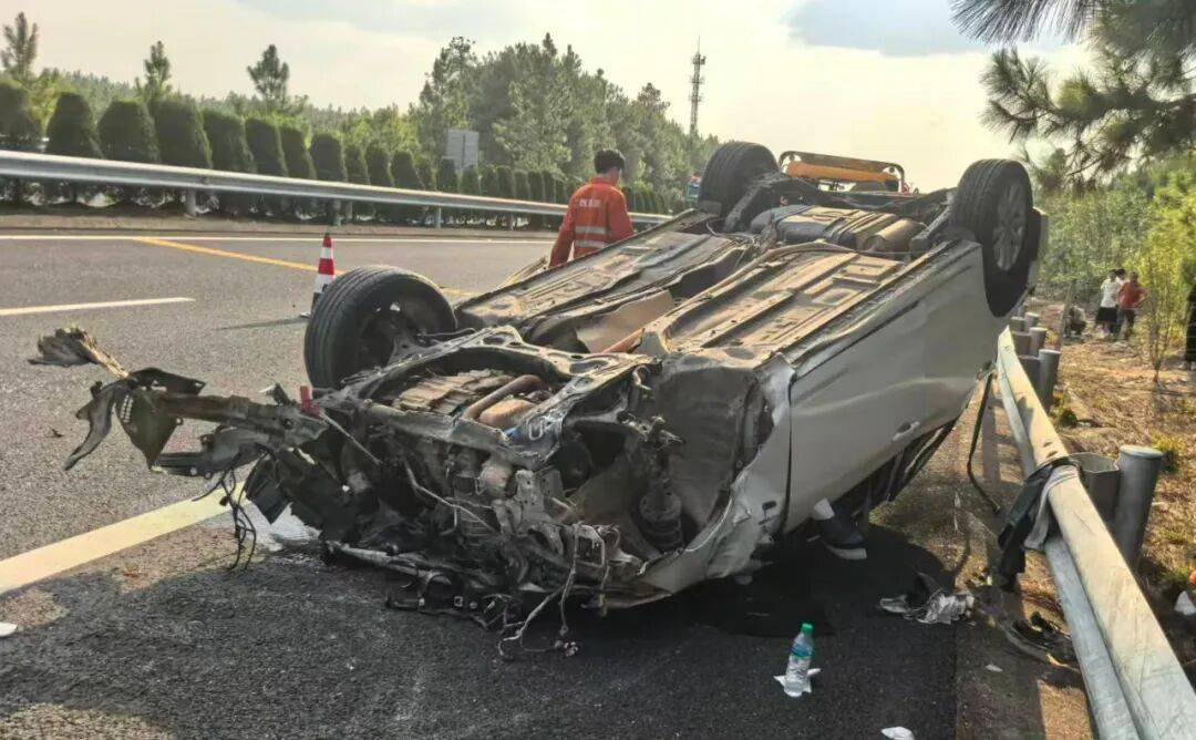 司机强行变道酿大祸<strong></p>
<p>usdt交易平台</strong>，反诬赖对方：“我要是撒谎就天打雷劈！”