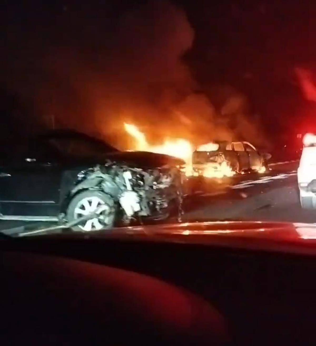 深南高速一车祸致2死3伤<strong></p>
<p>usdt交易平台</strong>，一位目击者称车上有甩棍没有当场施救，事后得知两人死亡他“觉得好惭愧”