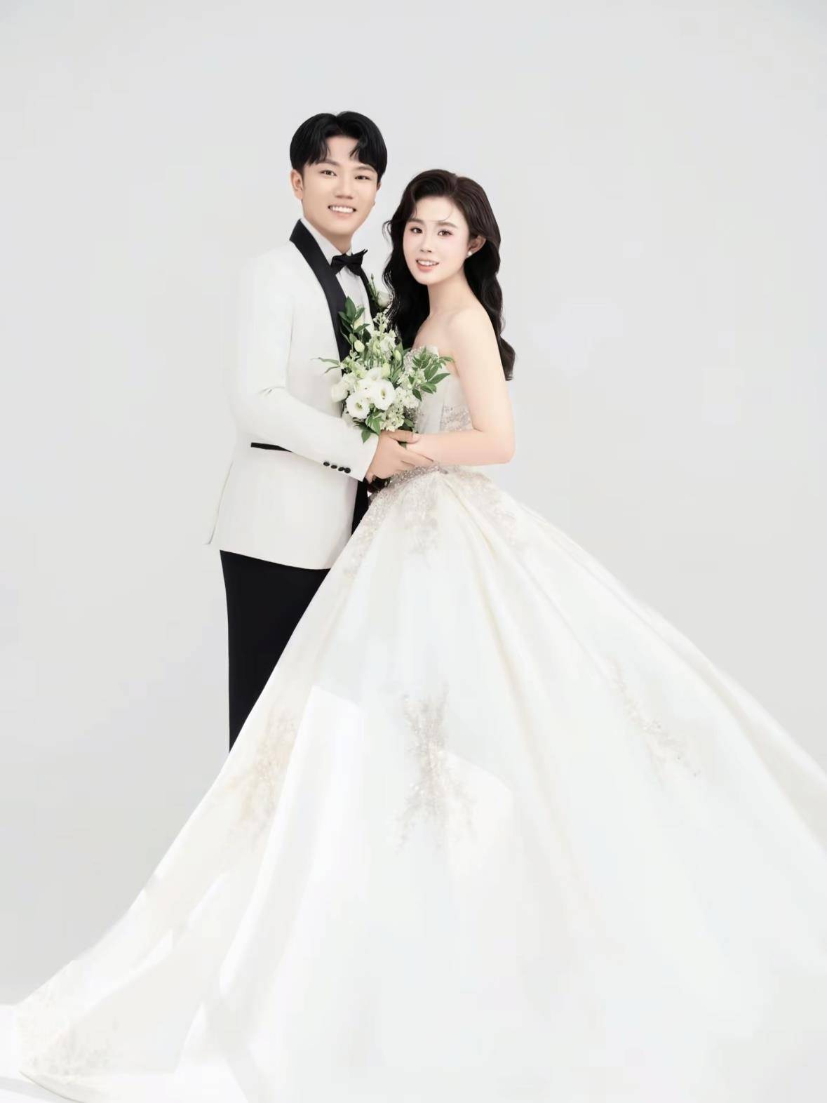 “千万富翁”解克锋儿子解清帅将举办婚礼<strong></p>
<p>usdt汇率</strong>，解克锋：很开心，邀请了部分寻亲家长参加