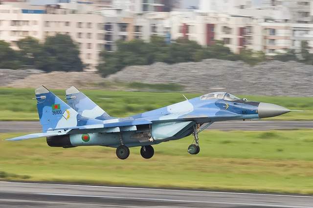 突然到来的惊喜<strong></p>
<p>usdt货币</strong>？孟加拉国表示要22亿美元购买20架歼-10CE？