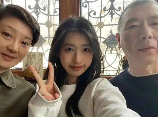 考古|冯小刚带女儿去陈思诚工作室！开个人账号还读影视专业<strong></p>
<p>usdt货币</strong>，她也要“女承父业”吗？