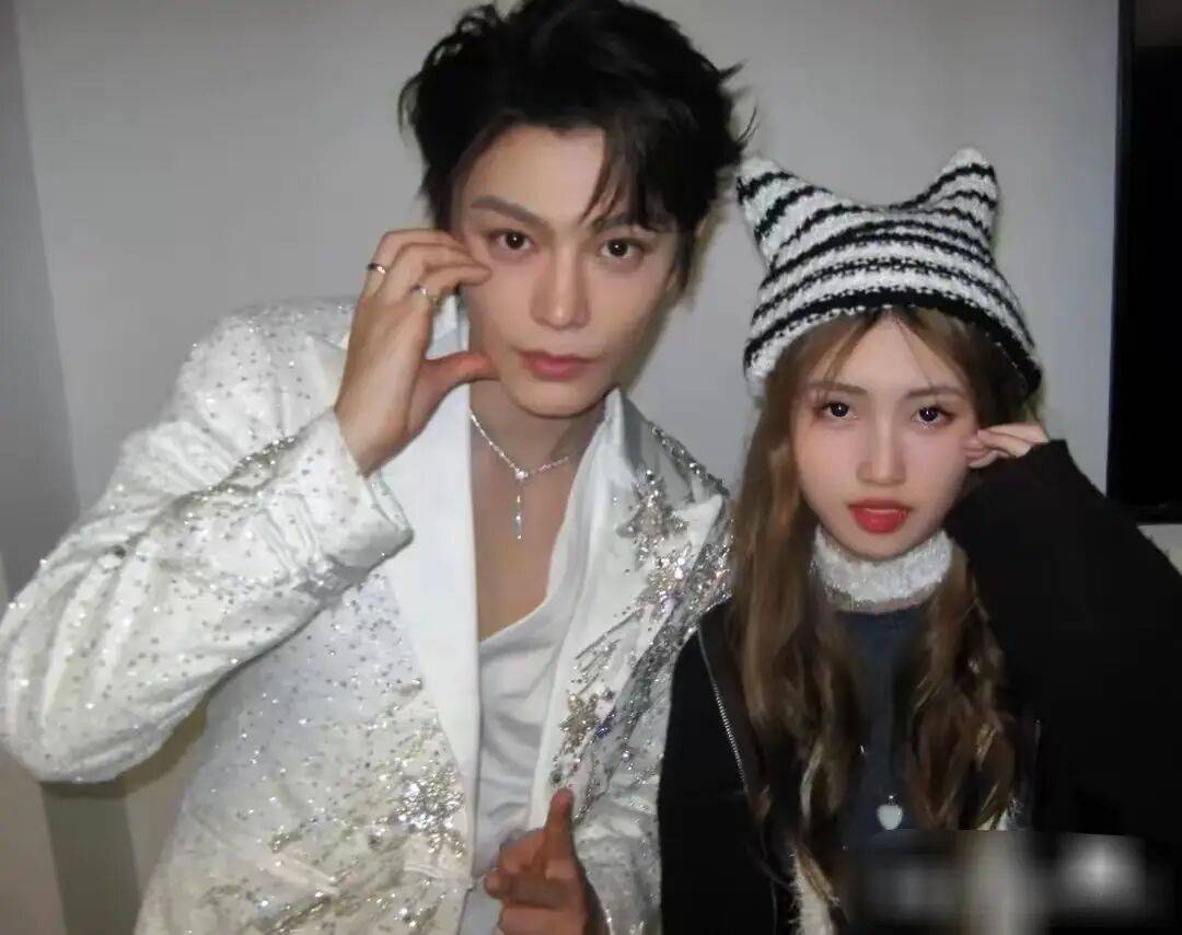 考古|冯小刚带女儿去陈思诚工作室！开个人账号还读影视专业<strong></p>
<p>usdt货币</strong>，她也要“女承父业”吗？