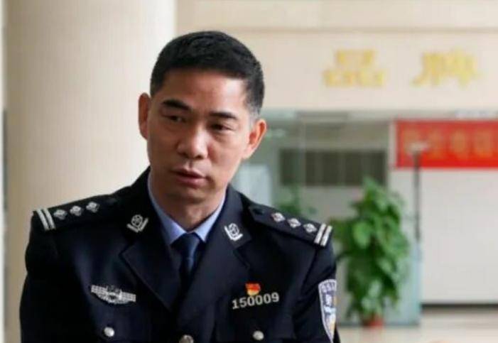东莞公安局副局长肖汉华，任上被查