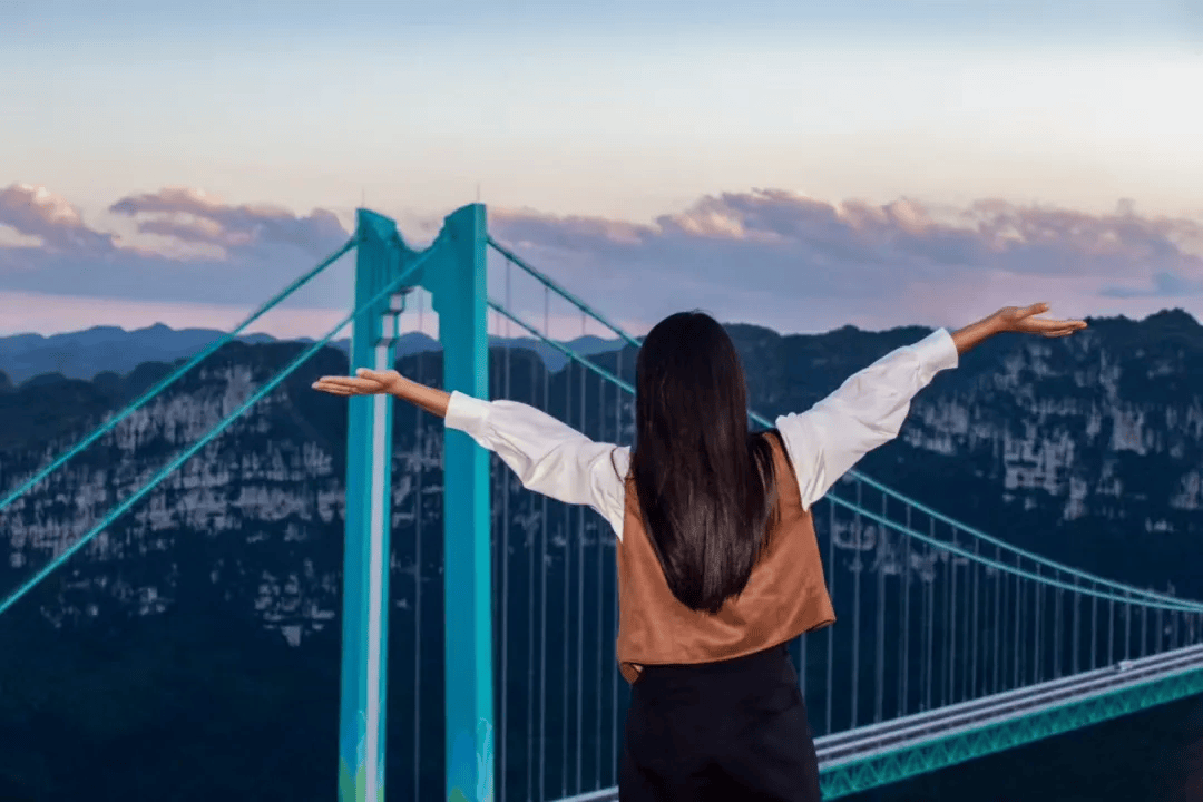 一桥通 众景热 关岭双节假期接待游客达34.5万人次