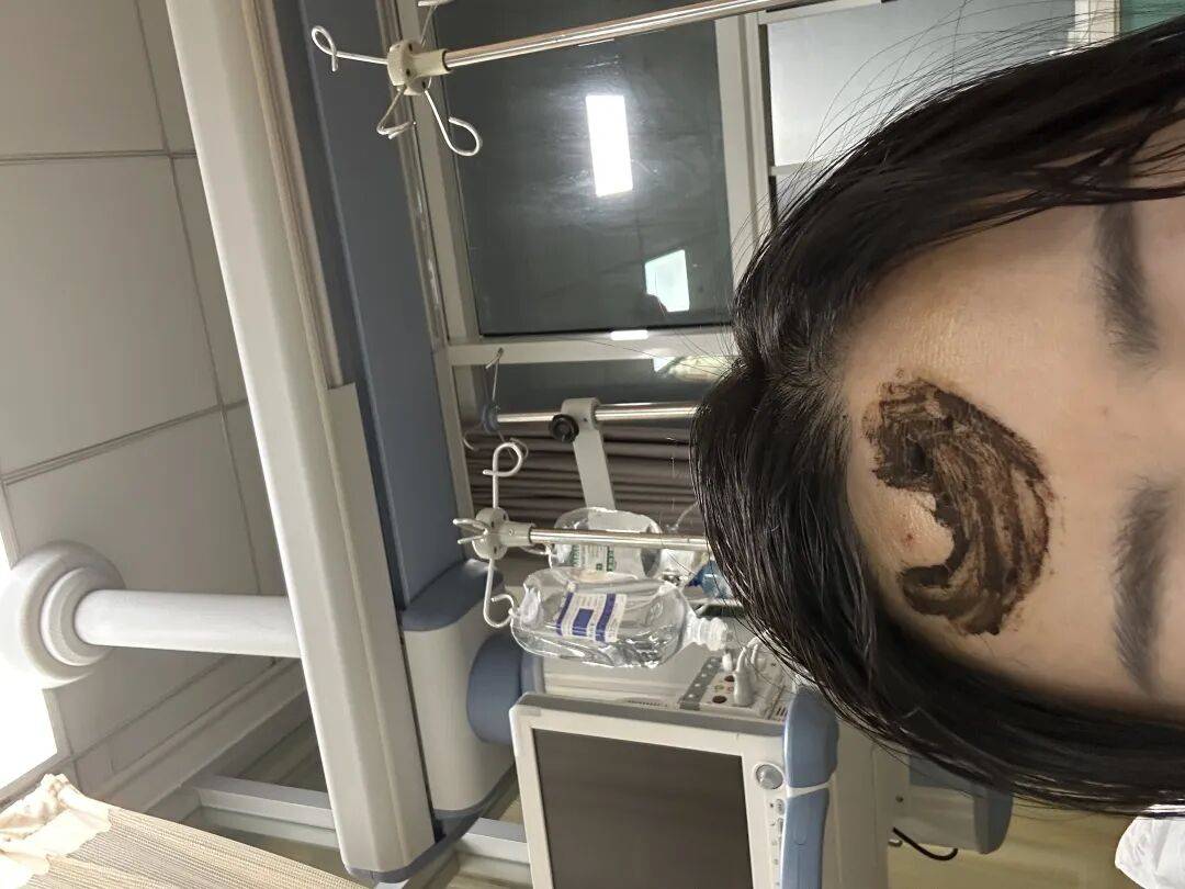 4名游客景区内遭马蜂袭击<strong></p>
<p>usdt币</strong>，旅游度假区：是森林公园不卖门票，蜇伤先就医后提供证据投诉