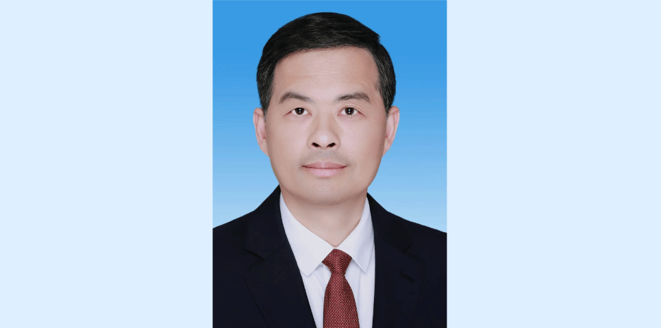 “70后”刘小涛当选江苏省省长