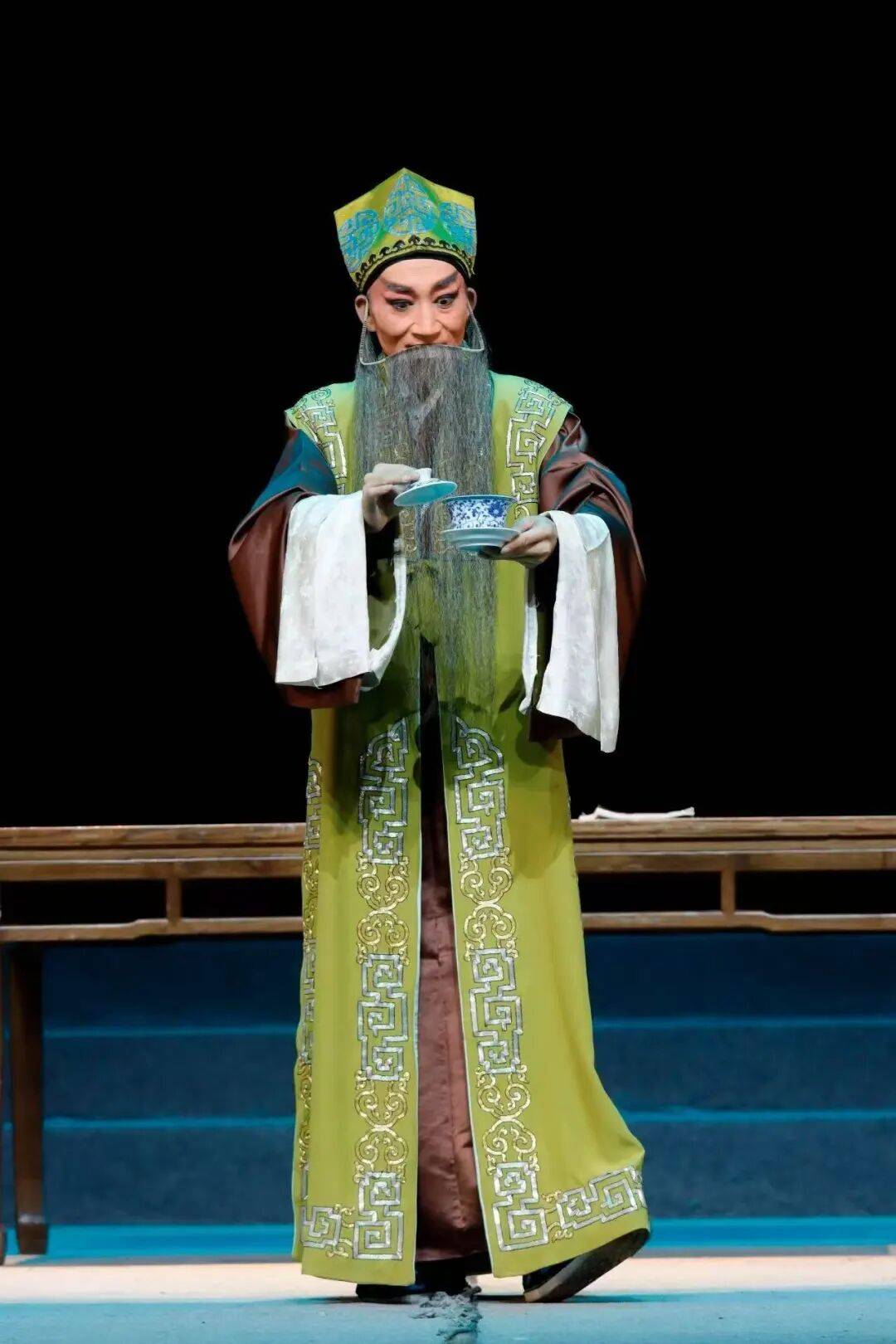 展现云南传统戏曲魅力<strong></p>
<p>usdt今日价格</strong>！玉溪作品《先生好茶》亮相全国舞台