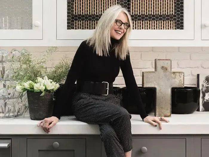 79岁奥斯卡影后离世<strong></p>
<p>usdt价格</strong>，她是男神收割机，松弛中性风穿搭鼻祖