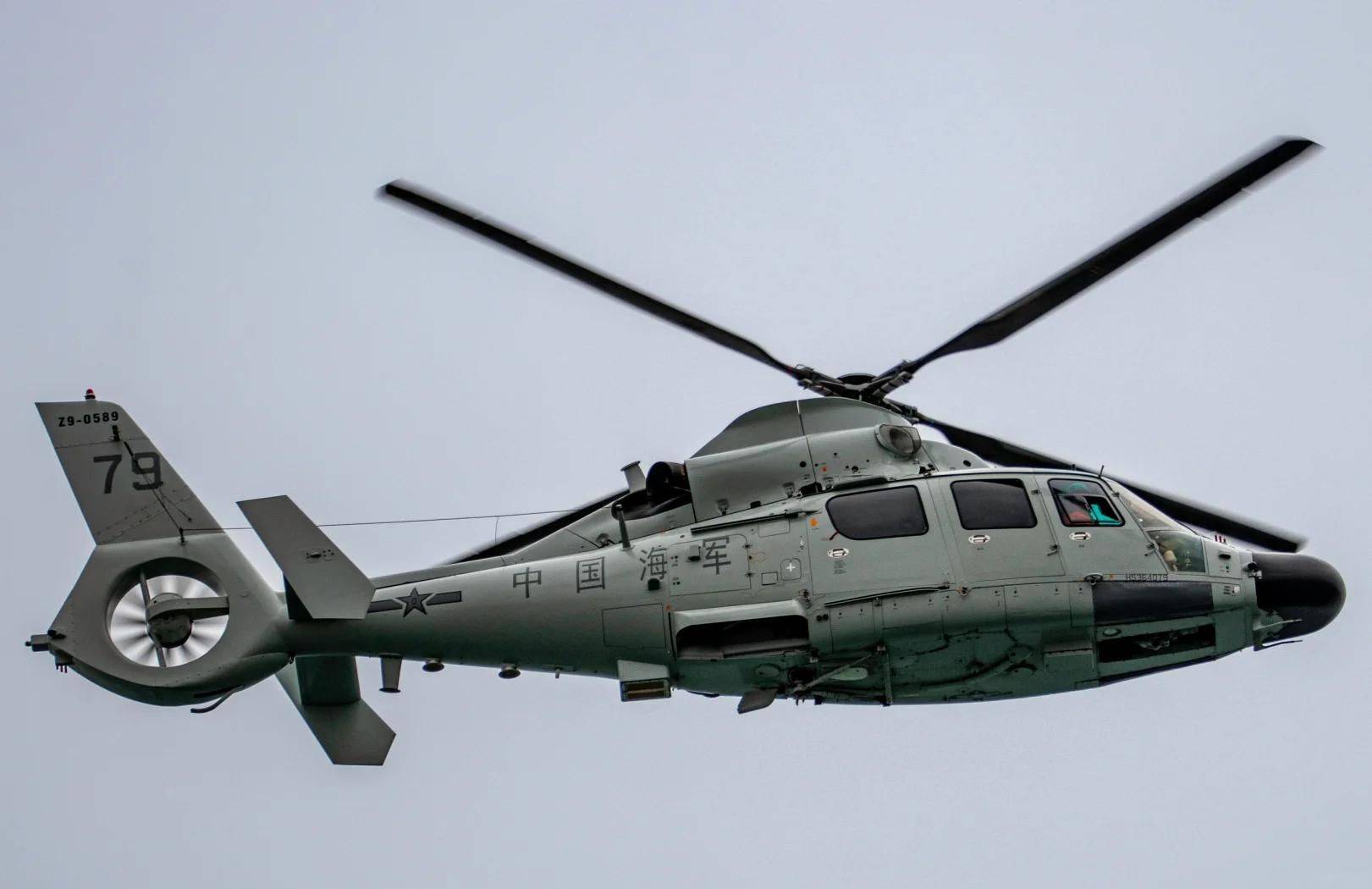 菲律宾护卫舰直奔南沙搞事<strong></p>
<p>usdt价格</strong>，却突然发现黄岩岛上出现了高脚屋