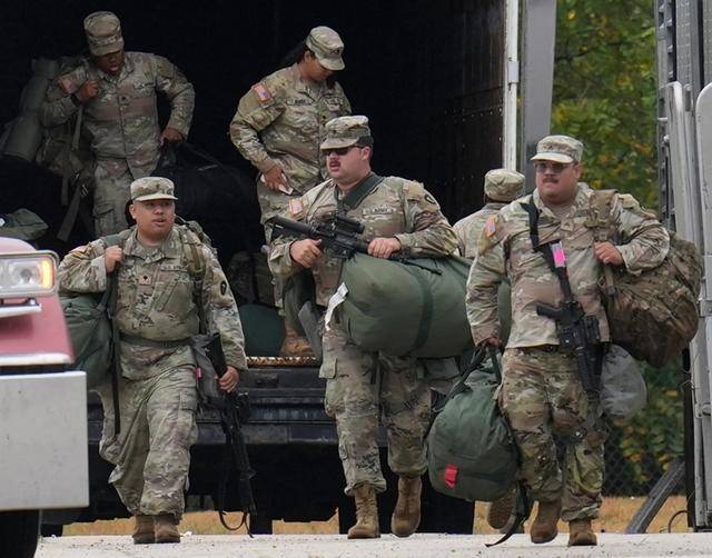 “肥胖士兵”照片遭群嘲，美防长回应：已恢复标准