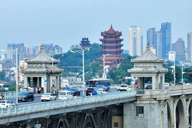 今天是她68岁生日<strong></p>
<p>usdt官网</strong>，武汉人：不准退休！